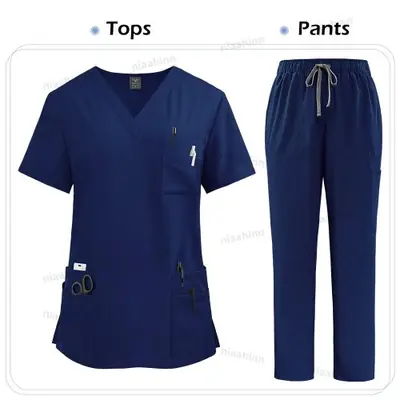 Image de Uniforme Médical Multicolore Femme - Tenue Professionnelle & Confortable