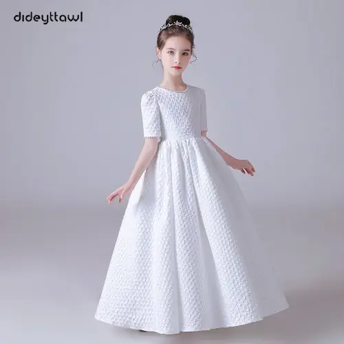 Image de Robe de Demoiselle d'Honneur Junior Blanche à Fleurs