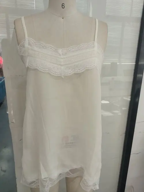 Image de Haut Dentelle Sexy Sans Manches