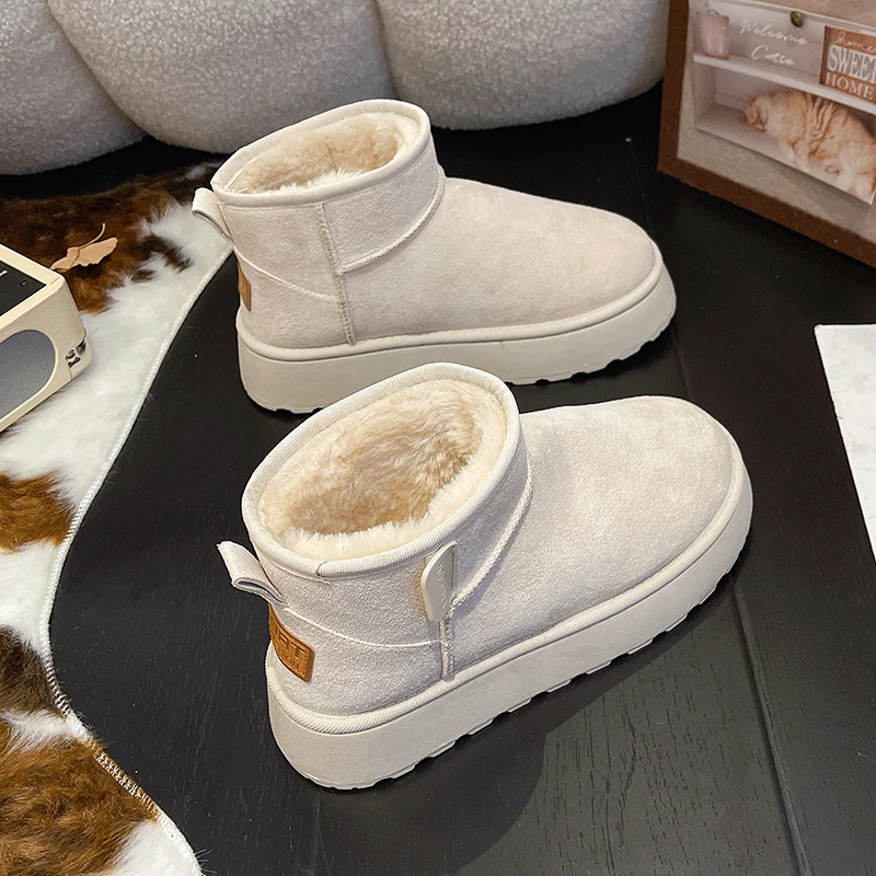 Bild von Modische Damen-Schneestiefel mit dicker Sohle, gefüttert mit Fleece – Kurze, rutschfeste Winterstiefel aus Baumwolle für kalte Tage
