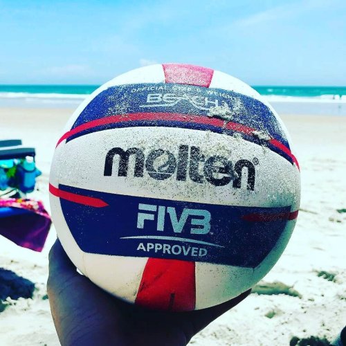Imagen de Pelota de Voleibol Molten V5B5000, V5M5000 y V5M4500 Tamaño 5 - Pelotas Oficiales de Alta Calidad para Juego Interior y Exterior, Entrenamiento y Competencias Deportivas para Adultos