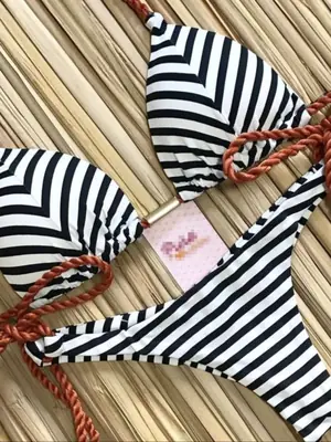Image de Bikini Push-Up Sexy pour Femme - Élégant & Séduisant