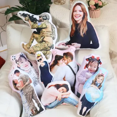 Image de Coussin Personnalisé avec Photo - Oreiller Peluche pour Couple