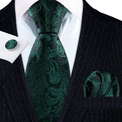 Image de Ensemble Cravate Vert Soie Homme - Élégance & Style