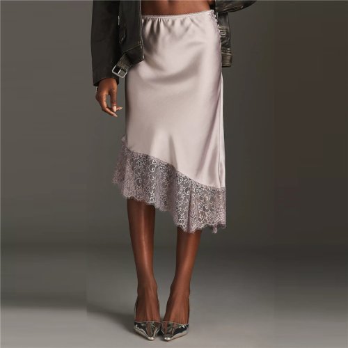 Imagen de Falda Midi Asimétrica con Encaje y Satén