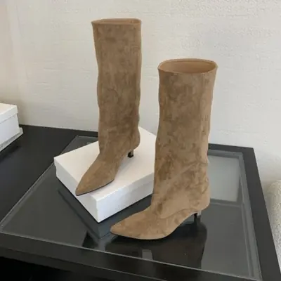Image de Bottes à Talons Aiguilles Rétro - Élégantes & Tendance