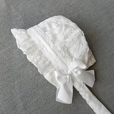 Image de Bonnet Dentelle Réglable Style Victorien