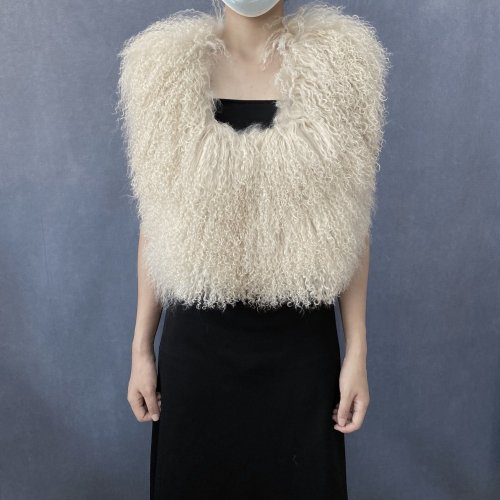 Image de Gilet Fourrure Mongole Femme - Dos Nu & Col Licou