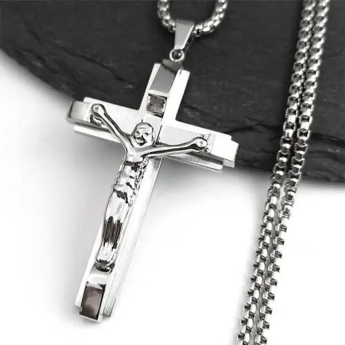 Image de Collier Crucifix Homme - Croix Chrétienne en Acier Inoxydable Or
