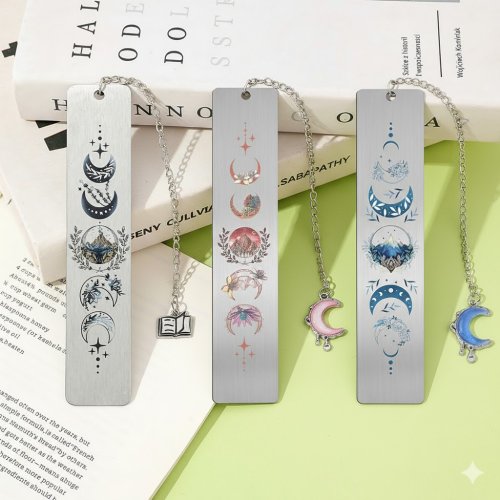 Bild von Inspierendes Edelstahl-Lesezeichen für Damen mit farbenfrohem Bergmond-Anhänger – Perfektes Geschenk für Buchliebhaber und Lesefans