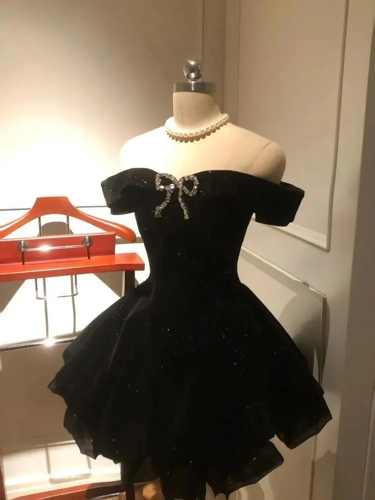 Bild von Schwarzes Gothic-Partykleid – Off-Shoulder Y2K Mini-Kleid für Frauen