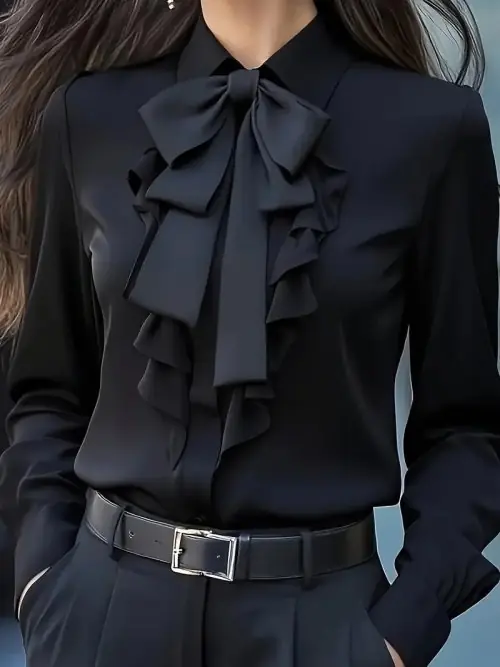 Image de Chemise Blanche Vintage à Volants - Automne 2023