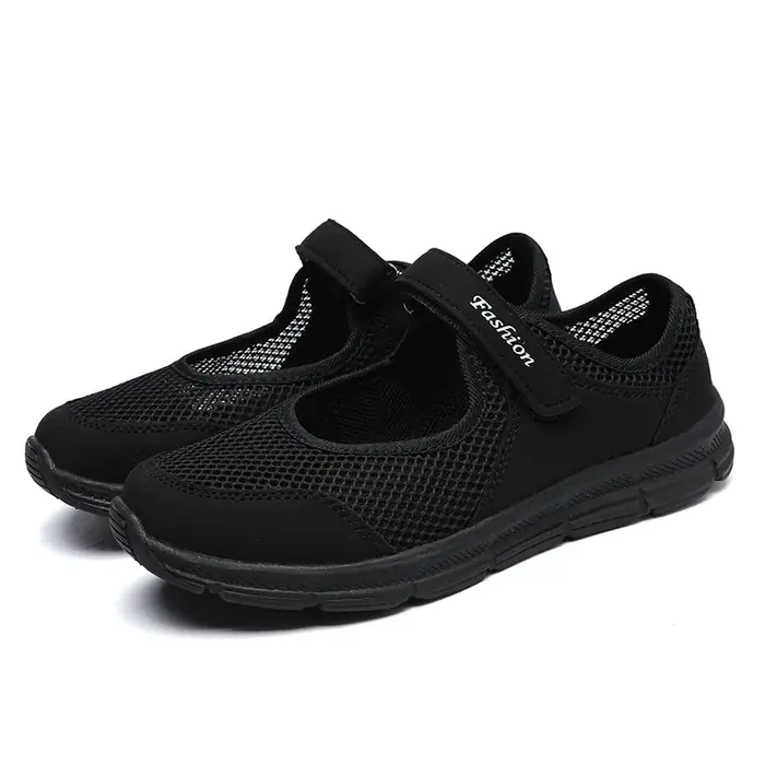 Image de Baskets Blanches Respirantes Femme - Confort & Style