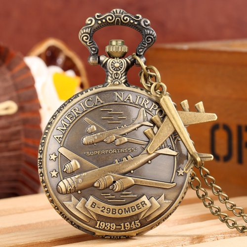 Bild von Retro B-29 Flugzeug Taschenuhr – Militärstil mit historischem Charme