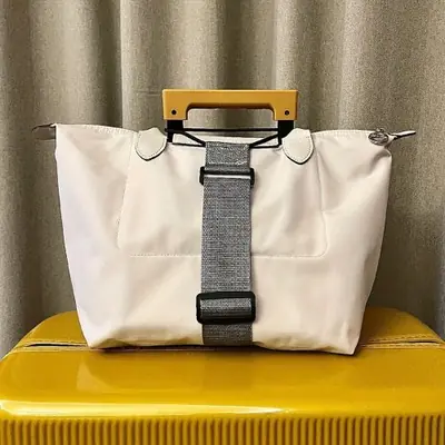 Image de Sangle Élastique pour Bagages - Fixation Rapide & Sécurisée