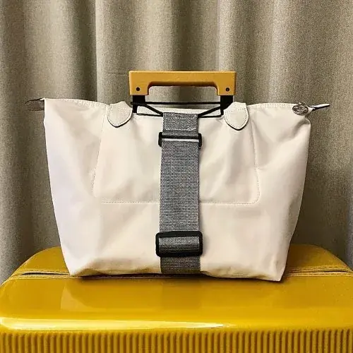 Image de Sangle Élastique pour Bagages - Fixation Rapide & Sécurisée