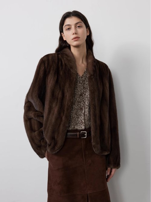 Image de Manteau Fausse Fourrure Marron Court Femme - Hiver 2025