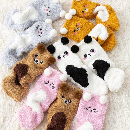 Imagen de Calcetines Peludos de Animales Kawaii para Mujer - Diseños de Panda, Oso, Gato y Ratón, Calentitos de Lana para Invierno, Suaves y Esponjosos para Dormir en Casa