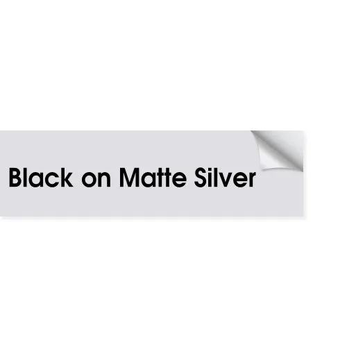 Schwarz auf matt silber