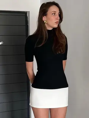 Image de Robe Mini Patchwork Noir & Blanc Élégante