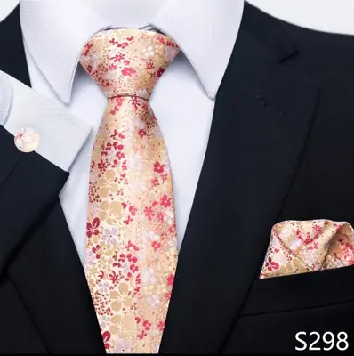 Image de Cravate & Poche Carrée Gris Plaid - Ensemble Élégant Homme