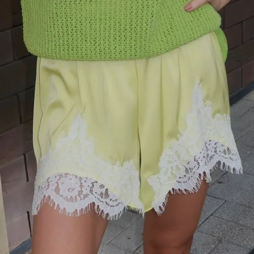 B3
