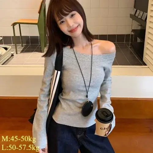Image de Pull Court Femme Fente Latérale - Séduisant & Basique