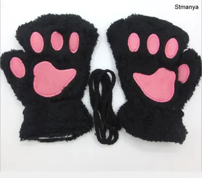 Image de Mitaines Peluche Pattes de Chat - Mignonnes & Chaudes