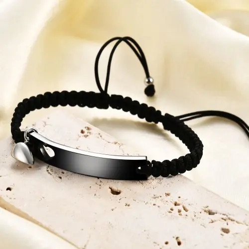 Image de Bracelets de Couple Magnétiques Personnalisés