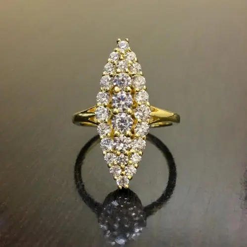 Image de Bagues de Mariage Marquise Or - Élégance & Luxe