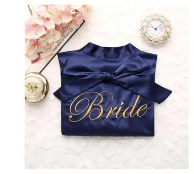 Image de Robe de Mariée Kimono Satin Brodé - Élégance & Séduction