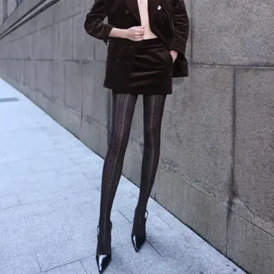 Image de Collants Lolita Vintage Sculptés - Élégance & Style Féminin