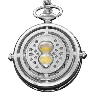 Image de Montre de Poche Rétro en Argent - Élégant Pendentif Horloger