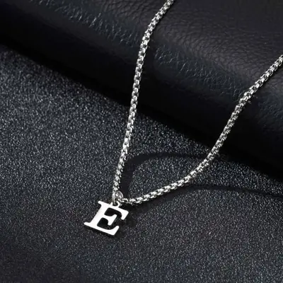 Image de Collier Homme avec Initiale - Acier Inoxydable Étanche