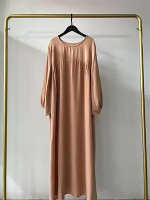 Image de Abaya élégante 2024 - Robe Musulmane Moderne
