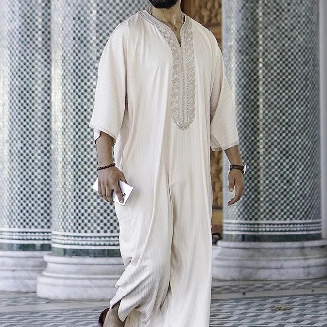 Image of Men's Short Sleeve Kaftan with Stand Collar – Arabic Muslim Robe, Islamic Abaya Style, Ethnic Traditional Clothing (Sizes M-4XL)