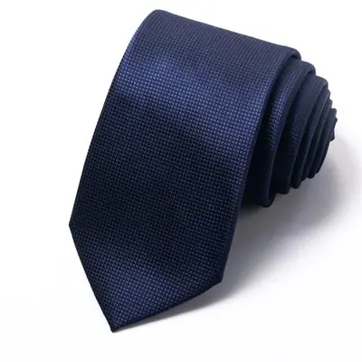 Image de Cravate Homme Bleue Imprimée - Style Élégant & Moderne