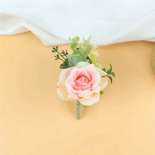 Boutonniere-B
