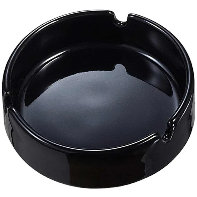 Afbeelding van Stijlvolle Zwarte Achtvormige Keramische Asbak – Perfect voor Billiardkamers, Homebars en Feesten – Unieke Cadeauidee voor Verjaardagen