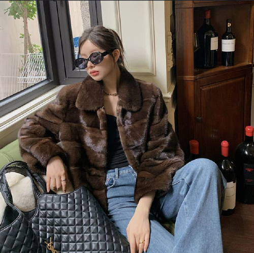 Bild von Pelzmantel für Damen, 100 % echter Nerzmantel, warm und modisch im Winter