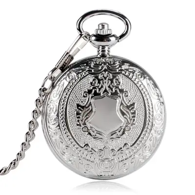 Image de Montre de Poche Vintage en Argent - Élégance Rétro