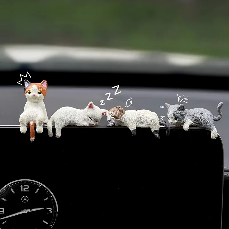 Afbeelding van Mini Slapende Kat Ornament – Leuke Auto Decoratie