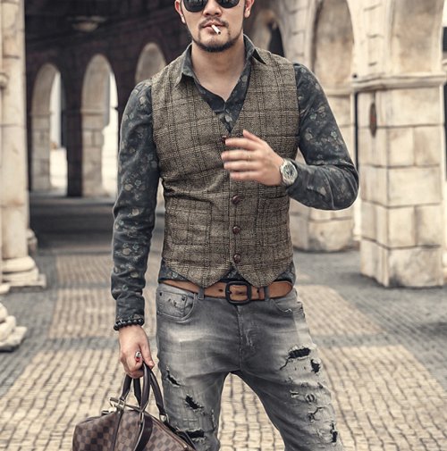 Immagine di Gilet da Abito Scozzese in Tweed di Lana Argento per Uomo, Taglio Slim Fit, Elegante e Casuale, Perfetto per Matrimoni, Cerimonie e Occasioni Formali