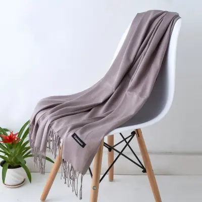 Image de Écharpe Cachemire Luxueuse - Châle Hiver Chauffant pour Femme & Homme