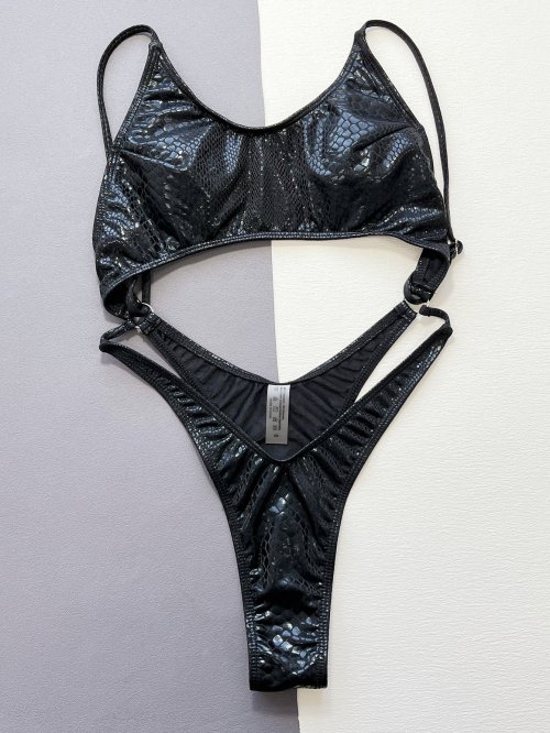 Image de Maillot de Bain Noir Serpent Métallique à Dos Nu