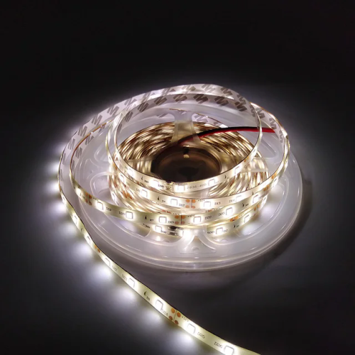 Zdjęcie Taśma LED RGB 5m – Wodoodporna, Elastyczna, Kolorowe Oświetlenie do Pokoju