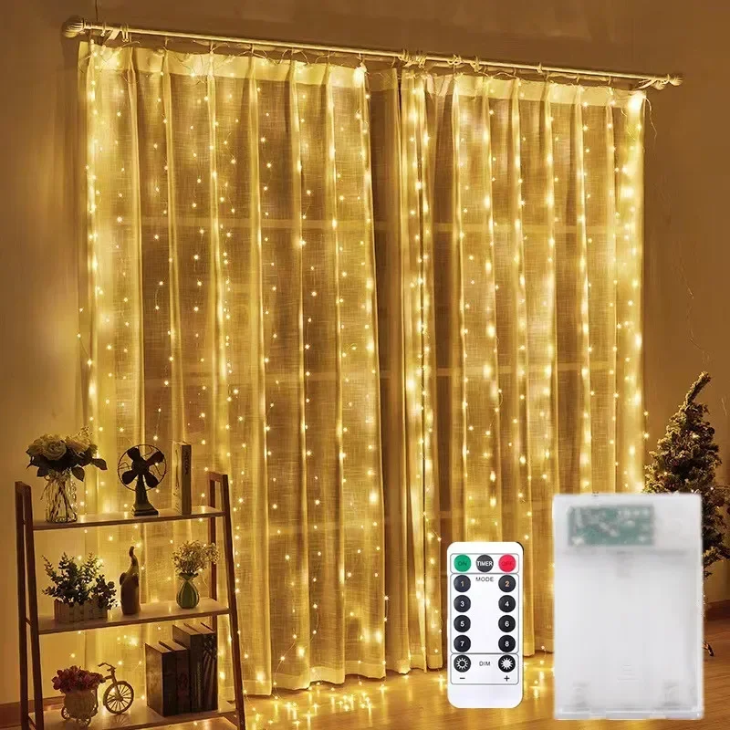 Immagine di Luci Natalizie a LED per Finestre con Tende Decorative, Ghirlanda Cascata Batteria, Illuminazione Festiva per Camera da Letto e Capodanno