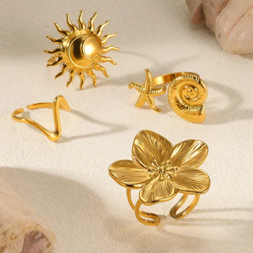 Imagen de Anillo Abierto de Acero Inoxidable con Diseño de Flor Grande en Color Dorado, Sol y Estrella de Mar – Joyería Elegante para Mujer, Ideal para Boda o Regalo Punk