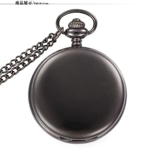 Zwart met ketting