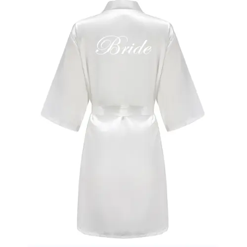 Image de Peignoir de Mariée en Satin Soie - Élégant & Raffiné